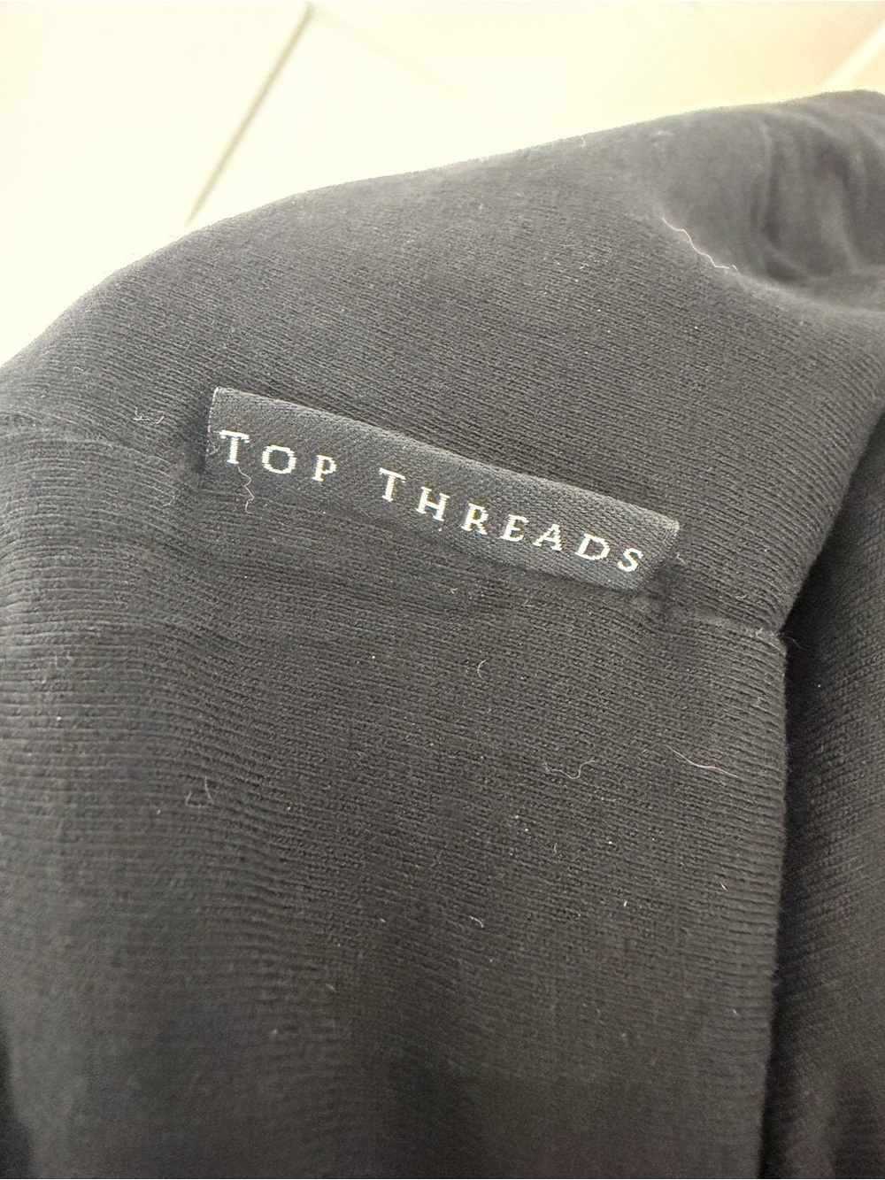 Top Threads T-shirts - Picture 4 of 4